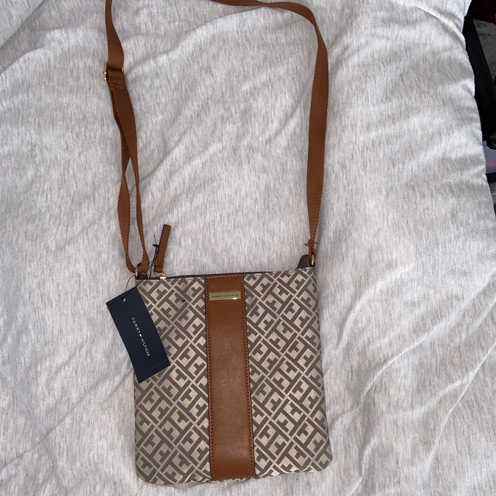 tommy hilfiger bag